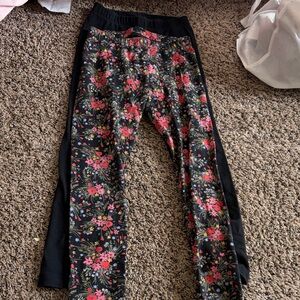 Cat & Jack Black Floral Kids Leggings